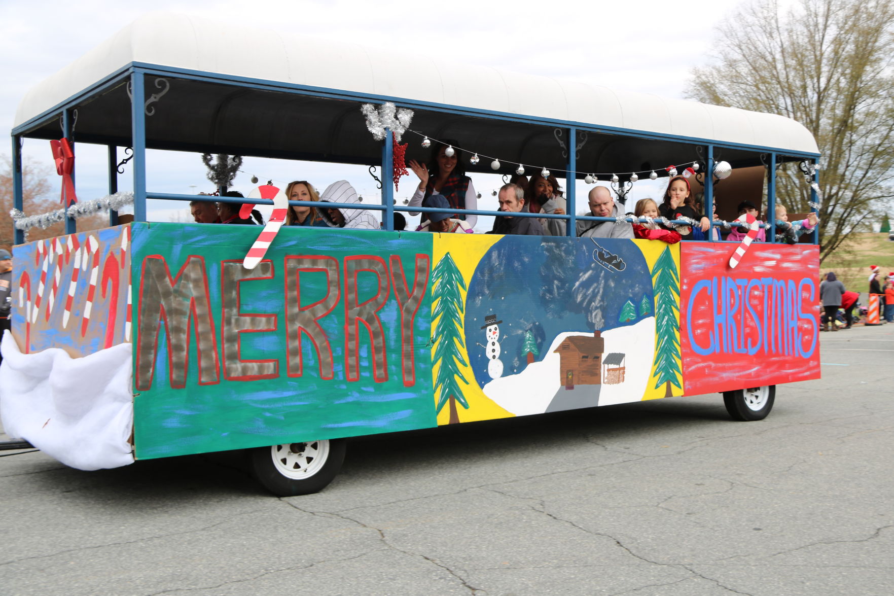 J. Iverson Riddle Christmas Parade 2018 (71).JPG